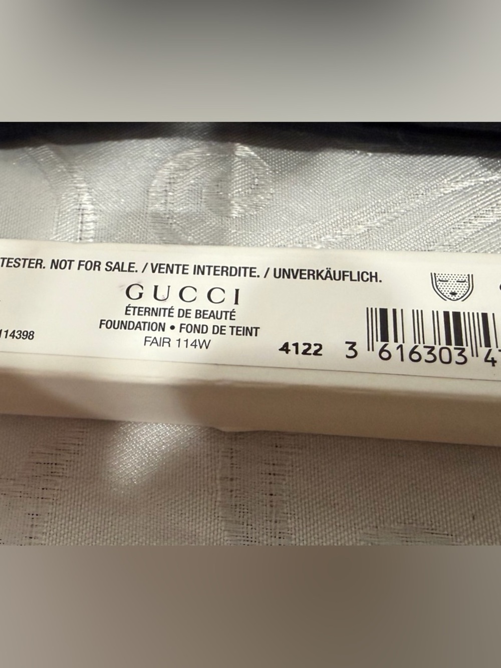 Sale Gucci Éternité de Beauté Liquid Foundation - Fair 114W Shade. New in Box - Picture 4 of 4